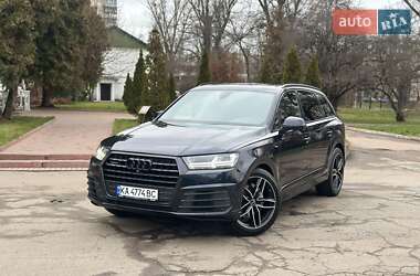 Позашляховик / Кросовер Audi Q7 2017 в Києві