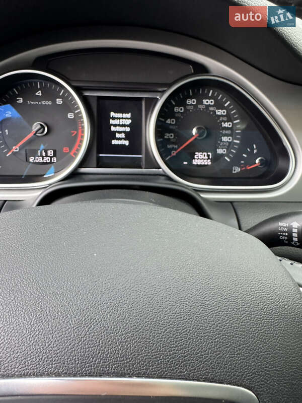 Внедорожник / Кроссовер Audi Q7 2015 в Измаиле