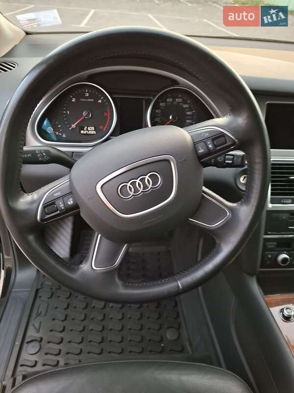 Позашляховик / Кросовер Audi Q7 2014 в Дубні фото 13 Позашляховик / Кросовер Audi Q7 2014 в Дубні