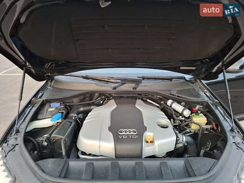Позашляховик / Кросовер Audi Q7 2014 в Дубні фото 22 Позашляховик / Кросовер Audi Q7 2014 в Дубні