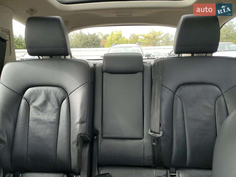 Внедорожник / Кроссовер Audi Q7 2015 в Днепре