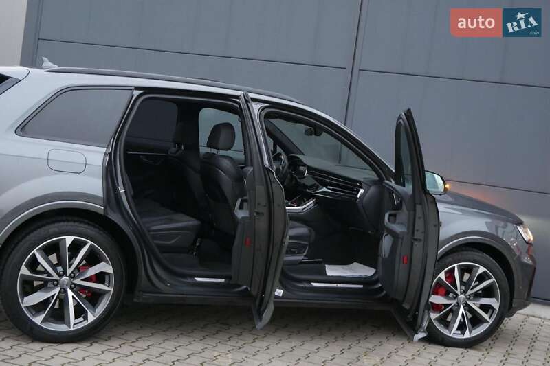 Внедорожник / Кроссовер Audi Q7 2020 в Тернополе
