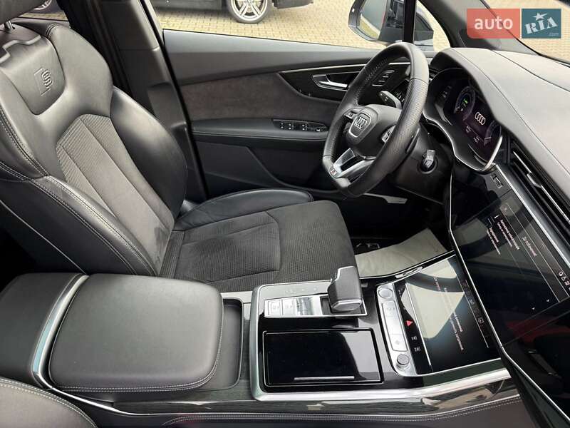 Внедорожник / Кроссовер Audi Q7 2020 в Тернополе