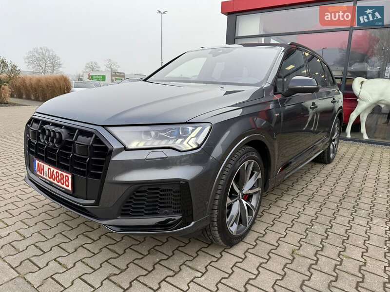 Внедорожник / Кроссовер Audi Q7 2020 в Тернополе