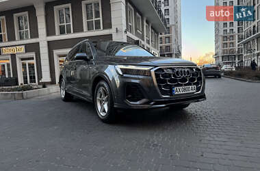 Позашляховик / Кросовер Audi Q7 2024 в Києві