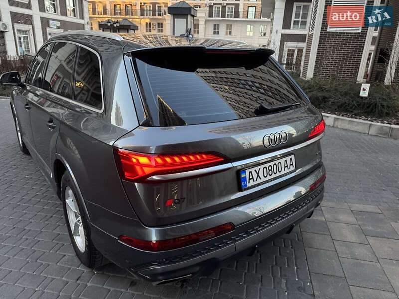 Позашляховик / Кросовер Audi Q7 2024 в Києві фото 10 Позашляховик / Кросовер Audi Q7 2024 в Києві