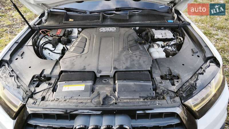 Внедорожник / Кроссовер Audi Q7 2018 в Бердичеве