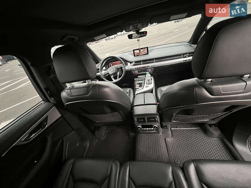 Внедорожник / Кроссовер Audi Q7 2019 в Киеве