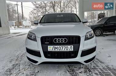 Внедорожник / Кроссовер Audi Q7 2010 в Днепре