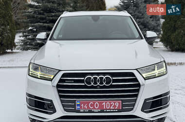 Позашляховик / Кросовер Audi Q7 2019 в Києві
