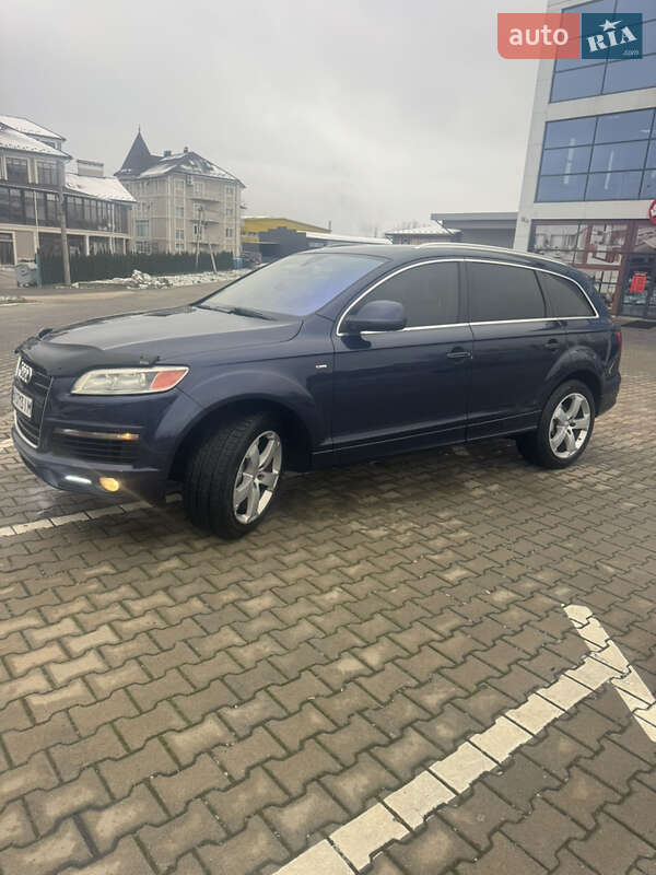 Внедорожник / Кроссовер Audi Q7 2008 в Черновцах
