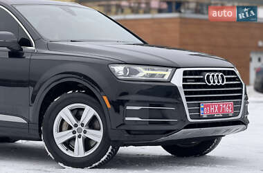 Внедорожник / Кроссовер Audi Q7 2017 в Киеве