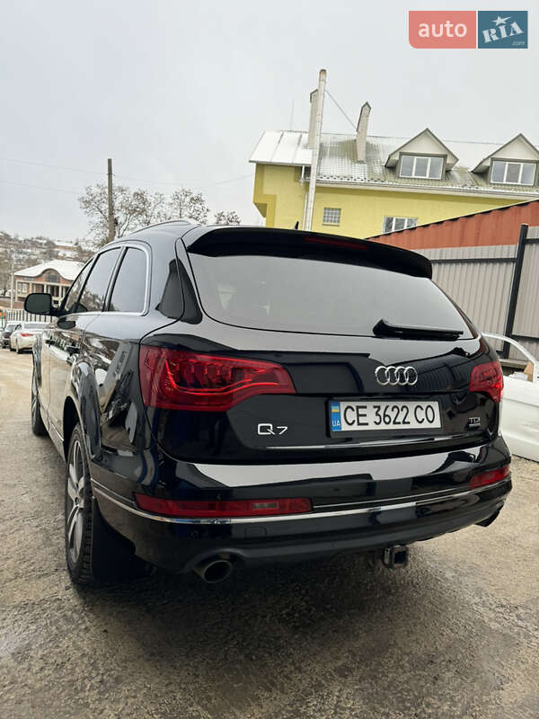 Позашляховик / Кросовер Audi Q7 2012 в Чернівцях