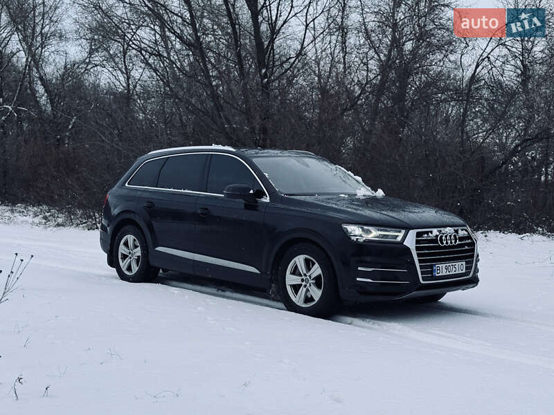 Внедорожник / Кроссовер Audi Q7 2018 в Горишних Плавнях