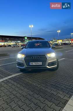Позашляховик / Кросовер Audi Q7 2015 в Вінниці