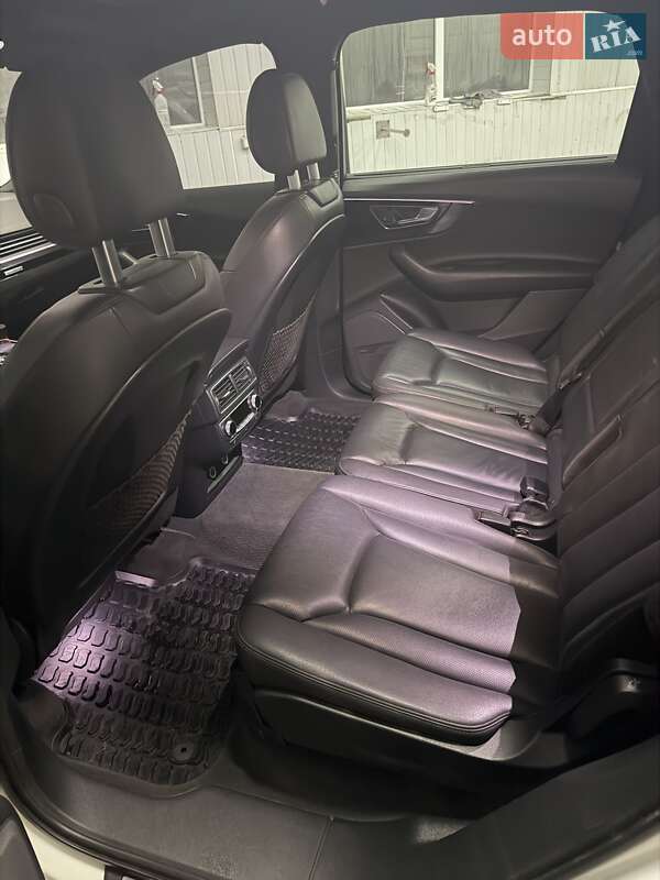 Внедорожник / Кроссовер Audi Q7 2017 в Черновцах фото 9 Внедорожник / Кроссовер Audi Q7 2017 в Черновцах
