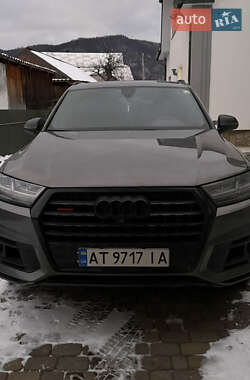 Внедорожник / Кроссовер Audi Q7 2016 в Перегинском