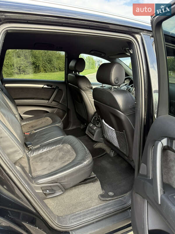 Позашляховик / Кросовер Audi Q7 2007 в Краматорську