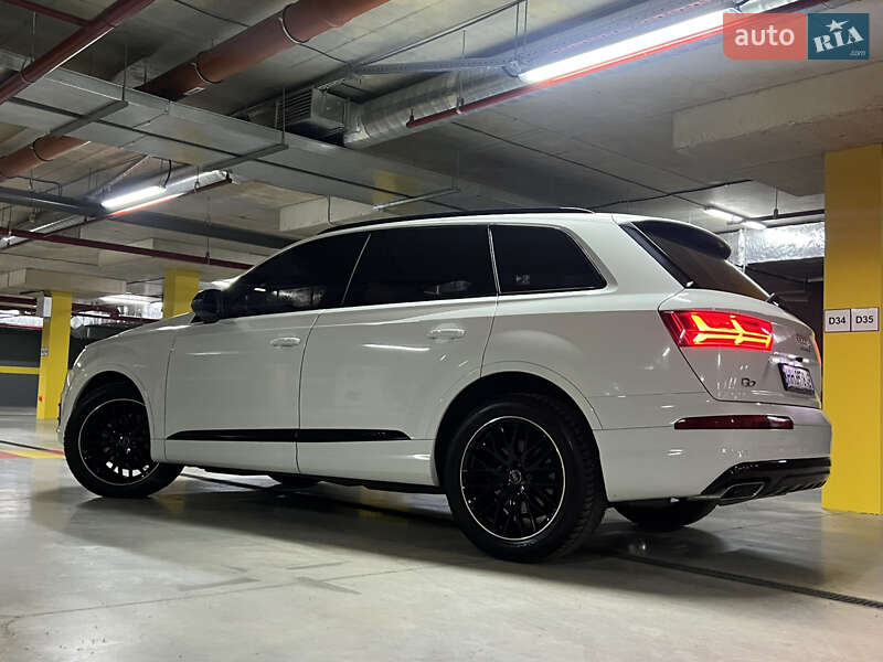 Внедорожник / Кроссовер Audi Q7 2016 в Одессе фото 7 Внедорожник / Кроссовер Audi Q7 2016 в Одессе