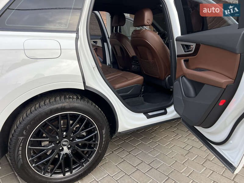 Внедорожник / Кроссовер Audi Q7 2016 в Одессе фото 35 Внедорожник / Кроссовер Audi Q7 2016 в Одессе