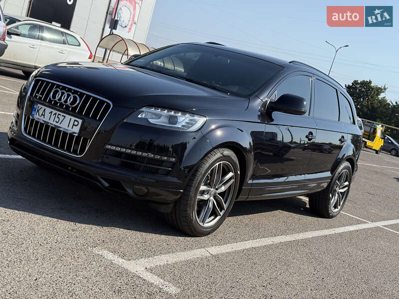 Позашляховик / Кросовер Audi Q7 2010 в Одесі