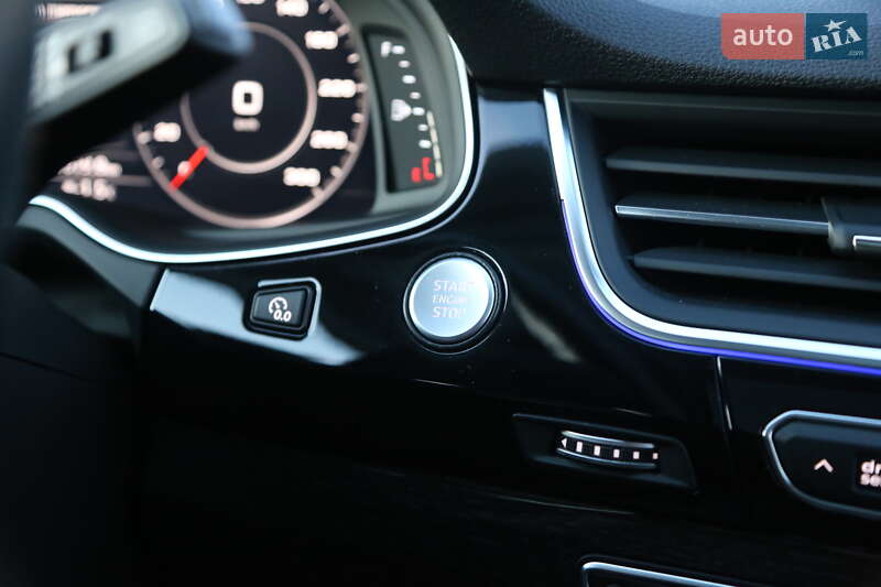 Позашляховик / Кросовер Audi Q7 2018 в Києві фото 27 Позашляховик / Кросовер Audi Q7 2018 в Києві