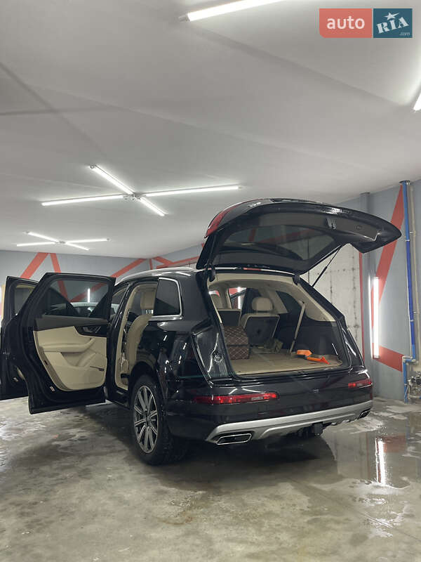 Позашляховик / Кросовер Audi Q7 2018 в Вінниці фото 43 Позашляховик / Кросовер Audi Q7 2018 в Вінниці
