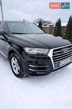 Внедорожник / Кроссовер Audi Q7 2018 в Софиевской Борщаговке