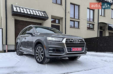 Позашляховик / Кросовер Audi Q7 2017 в Стрию