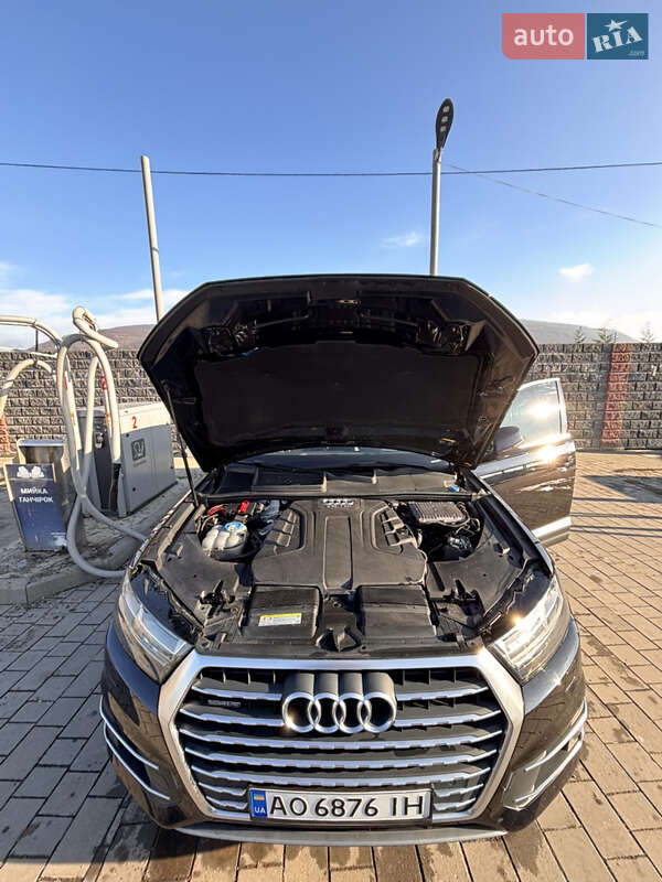 Внедорожник / Кроссовер Audi Q7 2015 в Виноградове