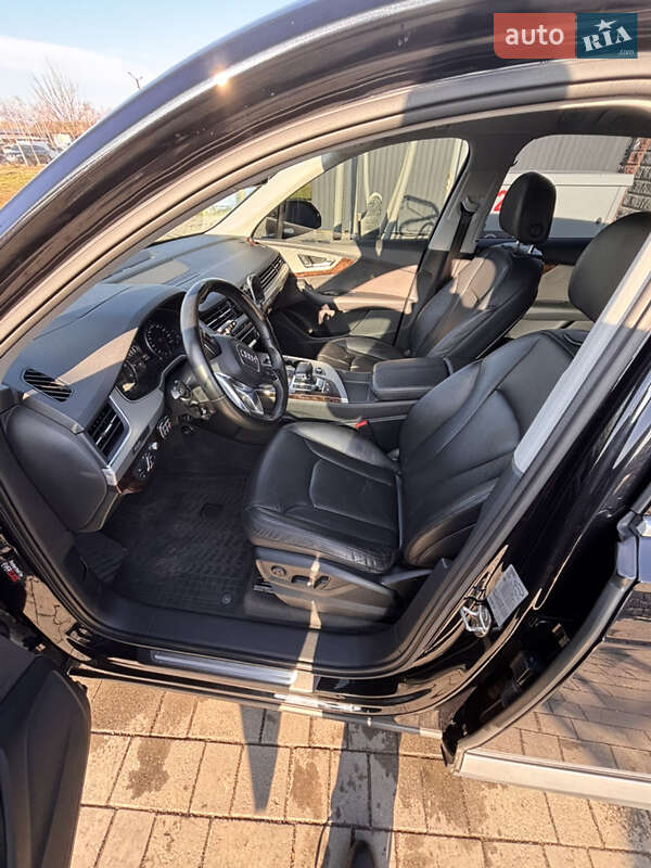 Внедорожник / Кроссовер Audi Q7 2015 в Виноградове