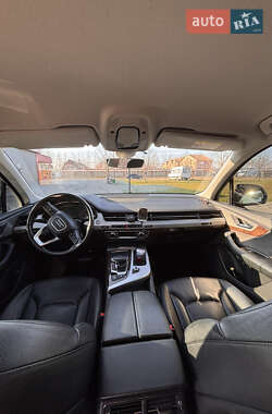 Внедорожник / Кроссовер Audi Q7 2015 в Виноградове