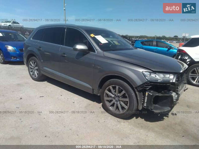 Внедорожник / Кроссовер Audi Q7 2017 в Киеве