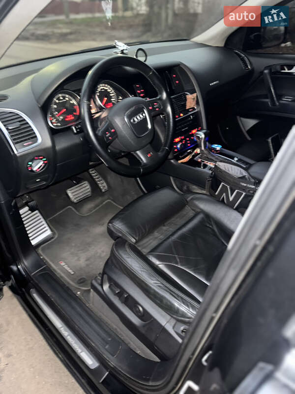 Внедорожник / Кроссовер Audi Q7 2006 в Борисполе