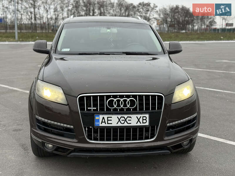Внедорожник / Кроссовер Audi Q7 2010 в Виннице