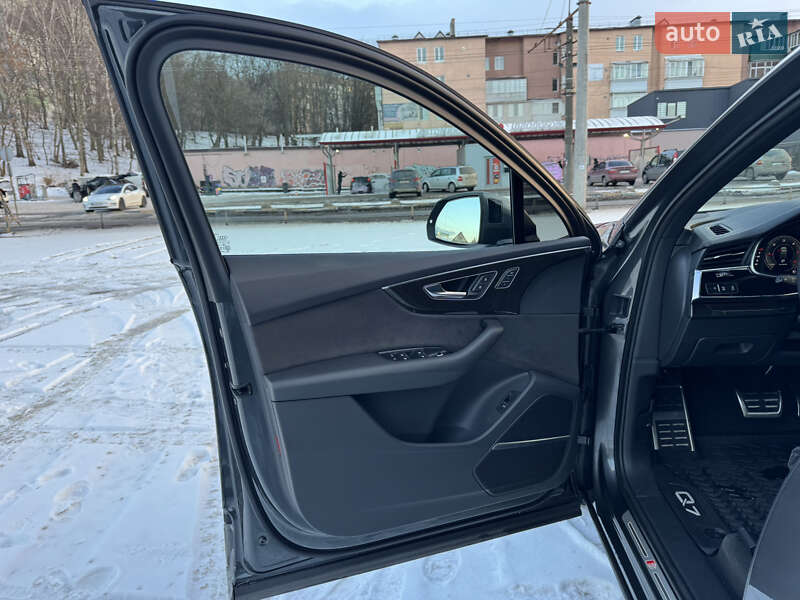 Внедорожник / Кроссовер Audi Q7 2023 в Хмельницком