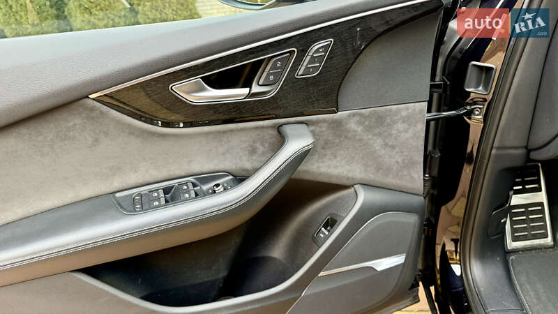 Внедорожник / Кроссовер Audi Q7 2019 в Черновцах