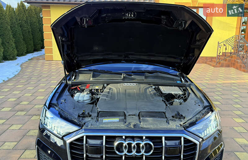 Внедорожник / Кроссовер Audi Q7 2019 в Черновцах