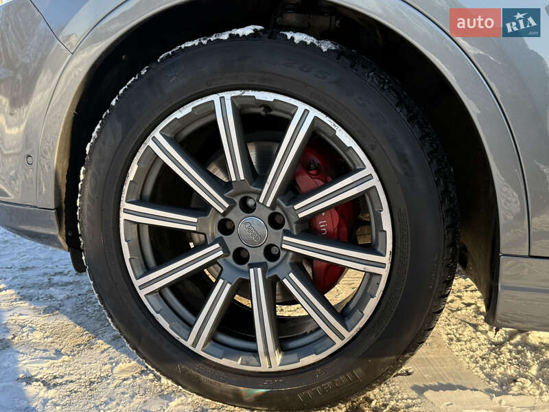 Позашляховик / Кросовер Audi Q7 2017 в Бердичеві