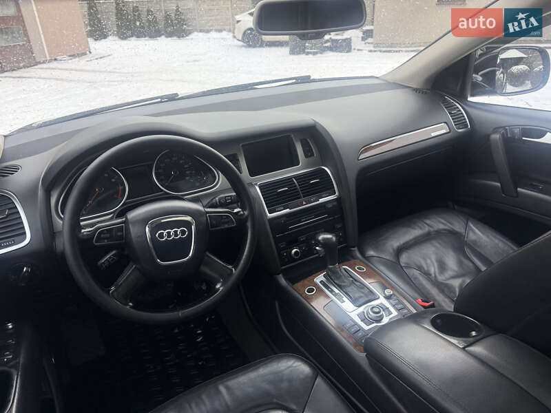 Позашляховик / Кросовер Audi Q7 2011 в Львові