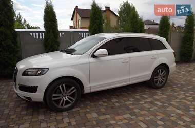 Позашляховик / Кросовер Audi Q7 2010 в Києві