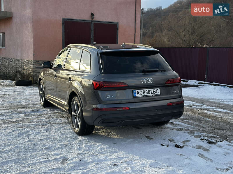Внедорожник / Кроссовер Audi Q7 2020 в Рахове