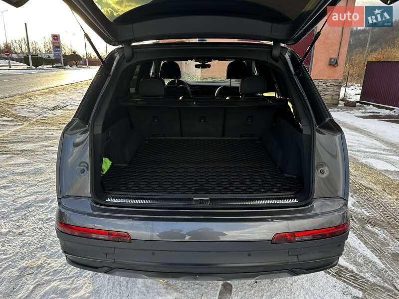 Внедорожник / Кроссовер Audi Q7 2020 в Рахове
