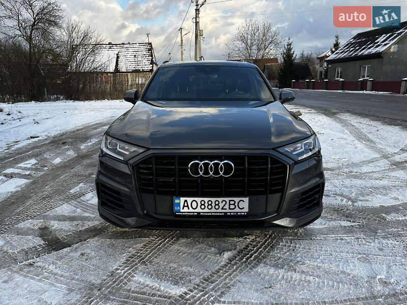 Внедорожник / Кроссовер Audi Q7 2020 в Рахове