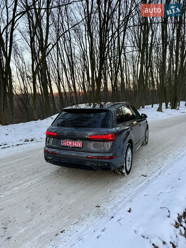 Внедорожник / Кроссовер Audi Q7 2020 в Львове