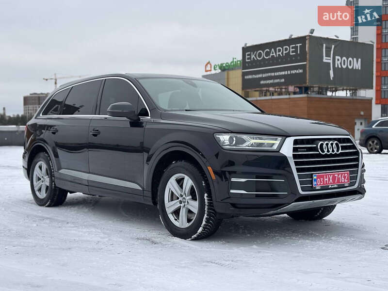 Позашляховик / Кросовер Audi Q7 2017 в Києві