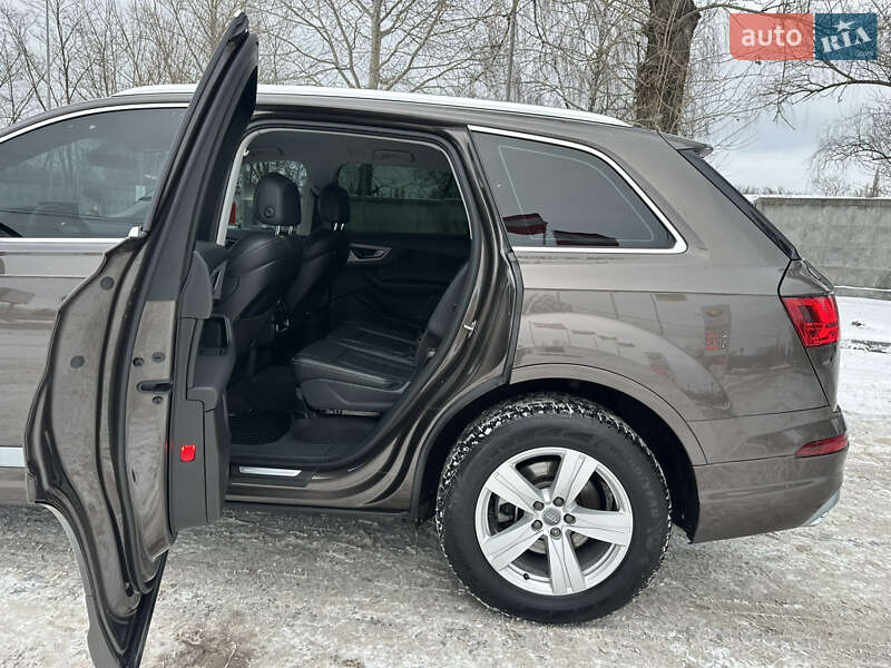 Позашляховик / Кросовер Audi Q7 2017 в Львові фото 73 Позашляховик / Кросовер Audi Q7 2017 в Львові