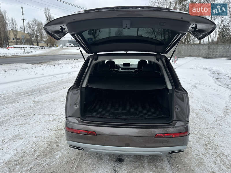 Позашляховик / Кросовер Audi Q7 2017 в Львові фото 97 Позашляховик / Кросовер Audi Q7 2017 в Львові