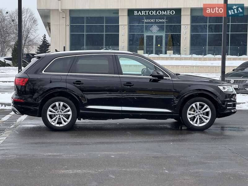 Внедорожник / Кроссовер Audi Q7 2016 в Днепре фото 10 Внедорожник / Кроссовер Audi Q7 2016 в Днепре