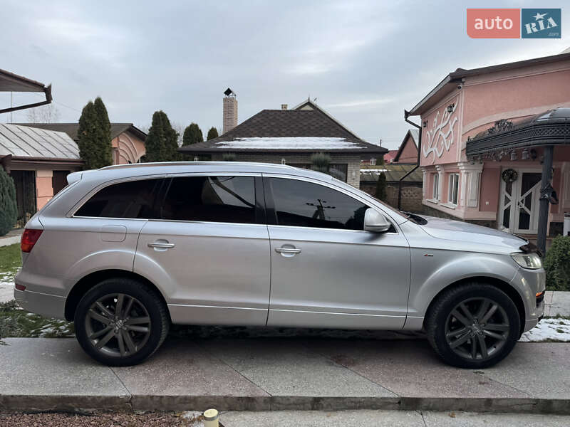 Внедорожник / Кроссовер Audi Q7 2007 в Черновцах